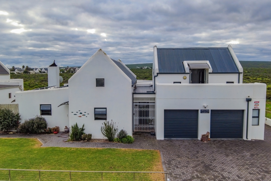 4 Bedroom Property for Sale in Jacobsbaai Western Cape